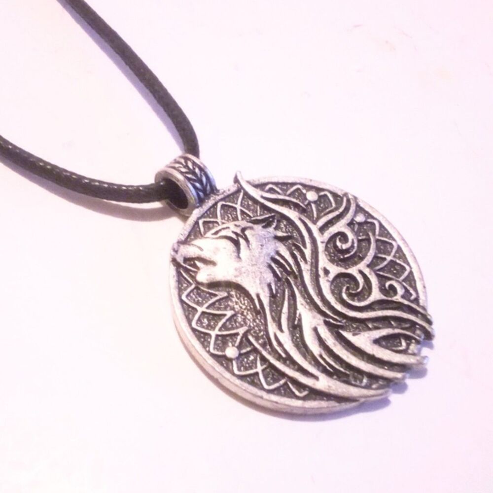 Silver Tone Wolfs Head Pendant Necklace on Black Cord *